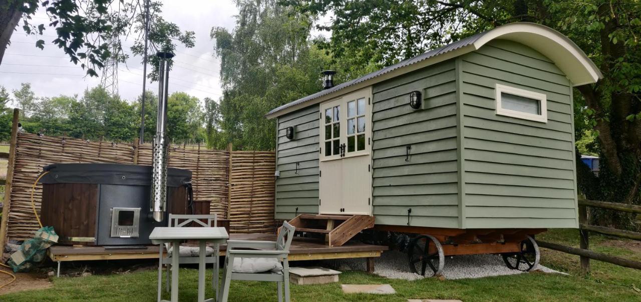 Romantic Shepherds Hut With Stunning Sunsets Hollingbourne Exterior foto